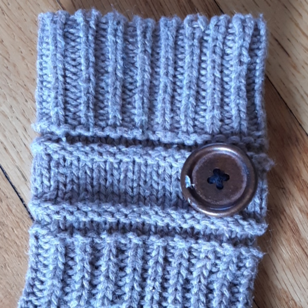 Cotton - Picture 3 of 4